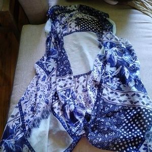 Light weight shark bite style kimono